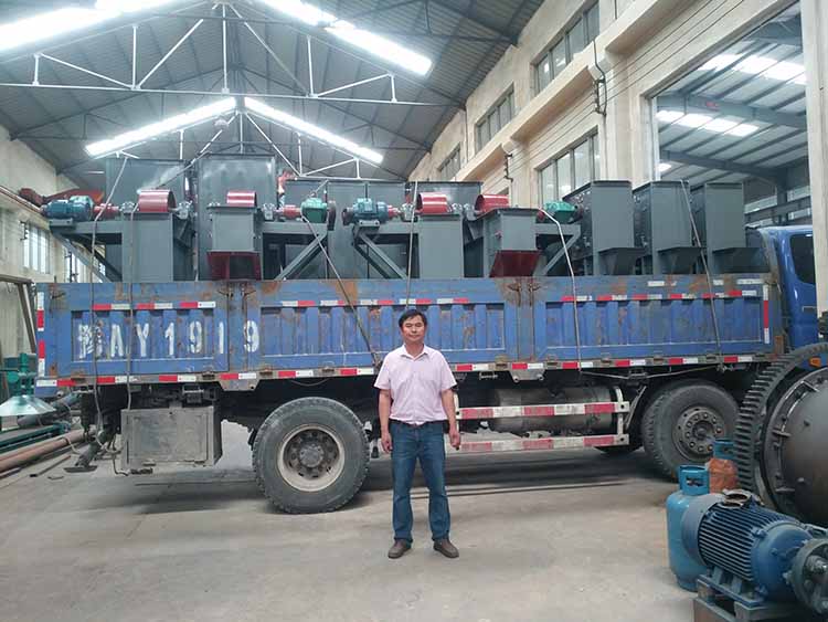 斗式提升機(jī)發(fā)貨圖片